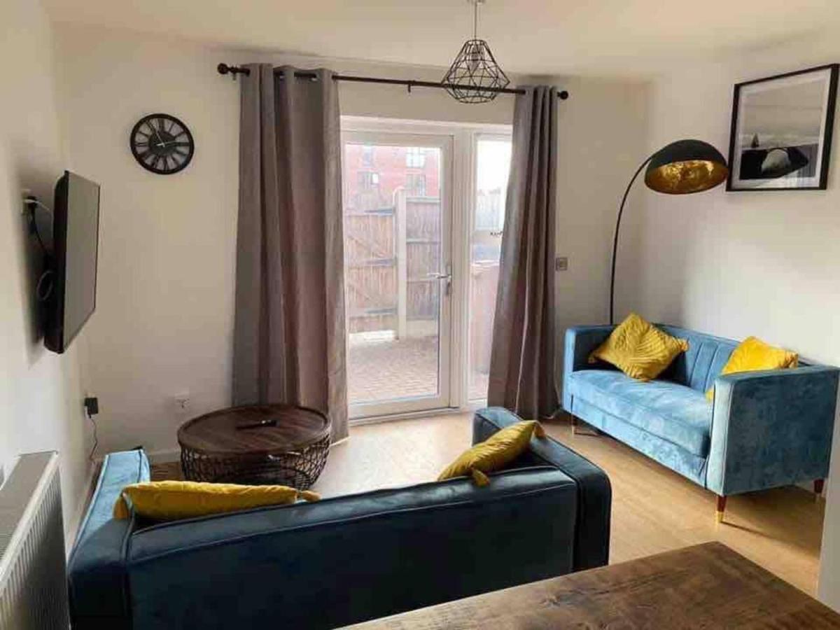 Beautiful 4-Bed House In Lincoln- Close To Centre Esterno foto