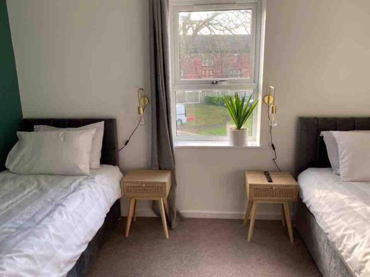 Beautiful 4-Bed House In Lincoln- Close To Centre Esterno foto