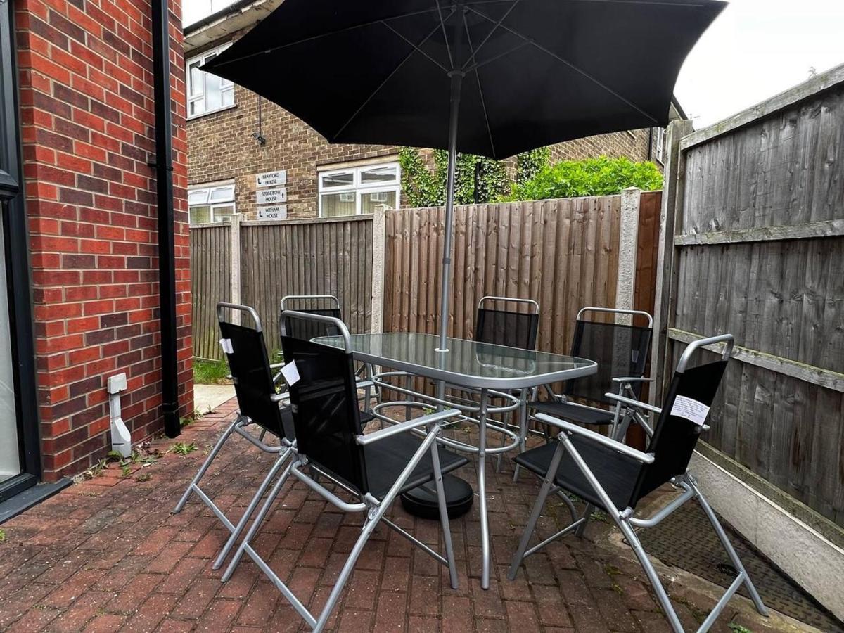 Beautiful 4-Bed House In Lincoln- Close To Centre Esterno foto
